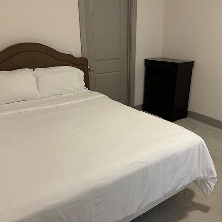 Resort-Style Apartments Near The Galleria Houston Luaran gambar