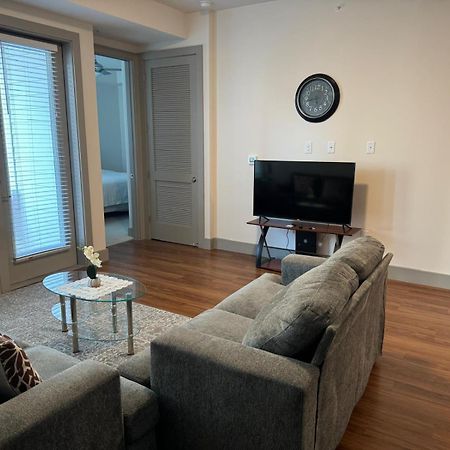 Resort-Style Apartments Near The Galleria Houston Luaran gambar