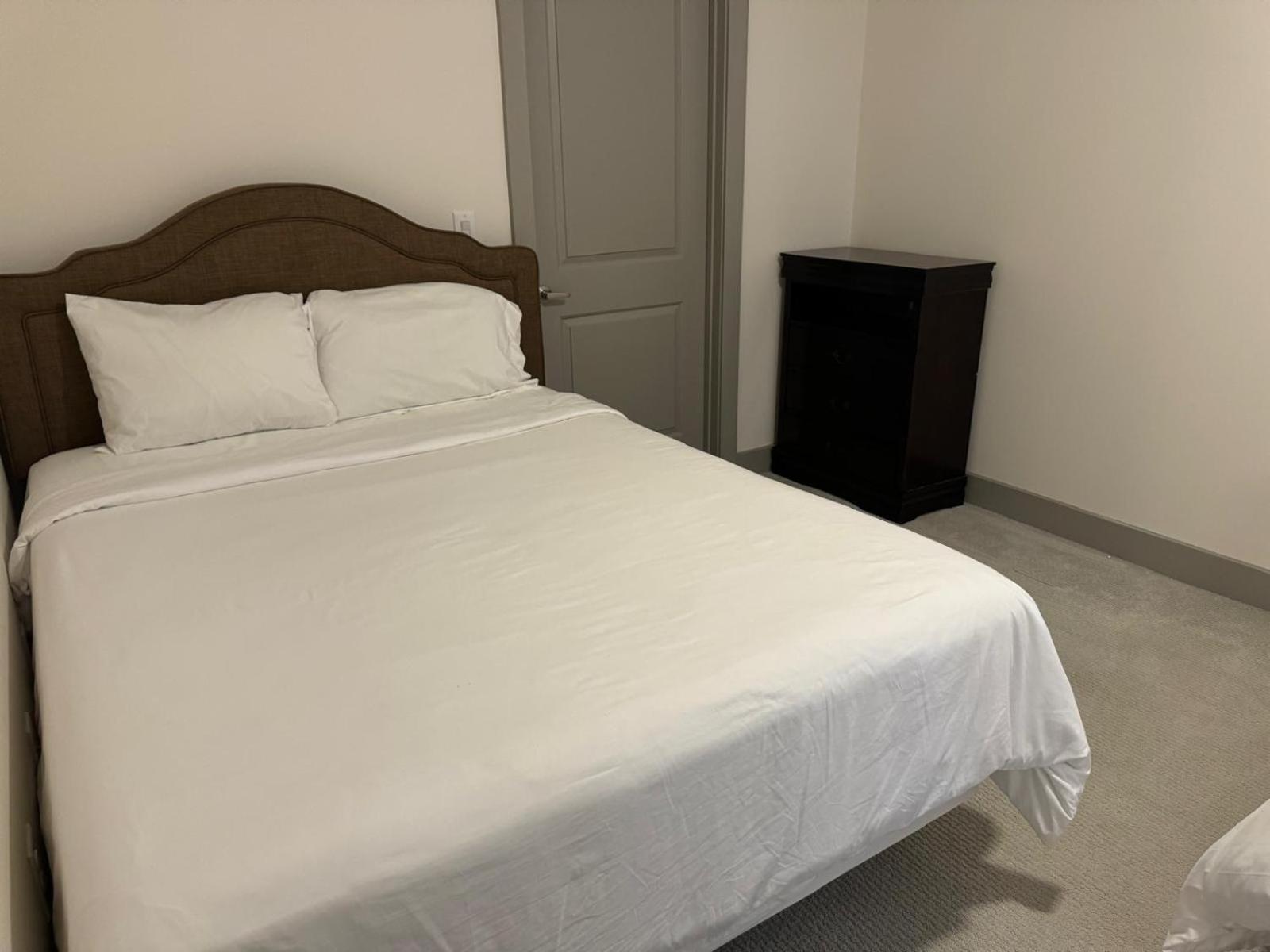 Resort-Style Apartments Near The Galleria Houston Luaran gambar