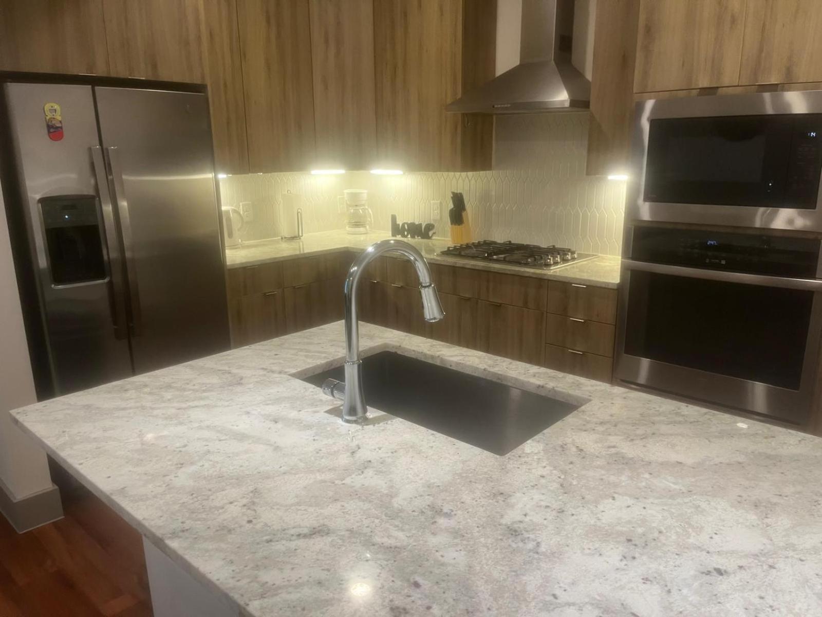Resort-Style Apartments Near The Galleria Houston Luaran gambar
