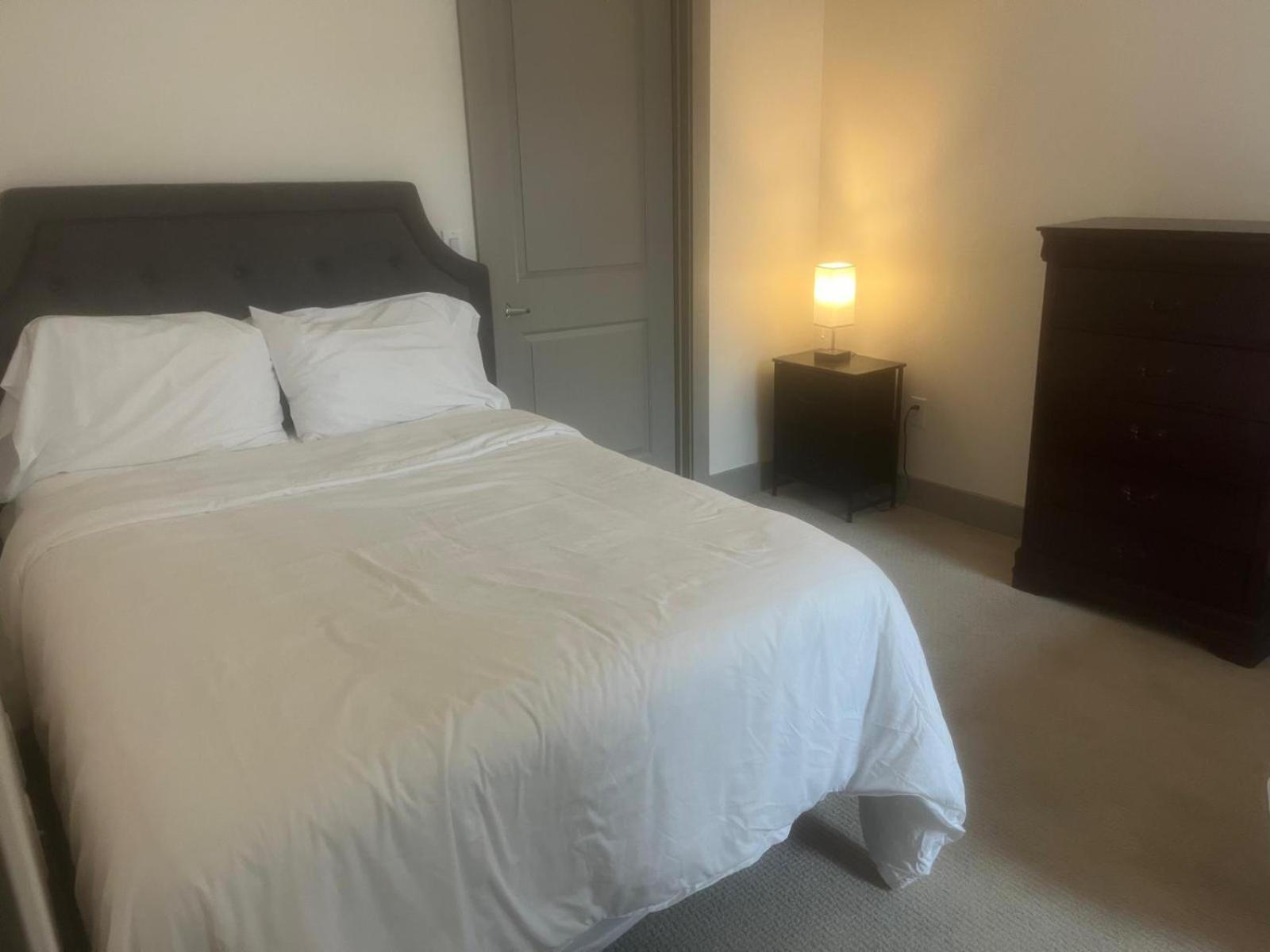 Resort-Style Apartments Near The Galleria Houston Luaran gambar