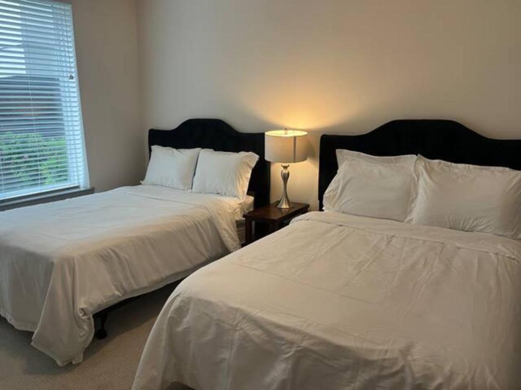 Resort-Style Apartments Near The Galleria Houston Bilik gambar
