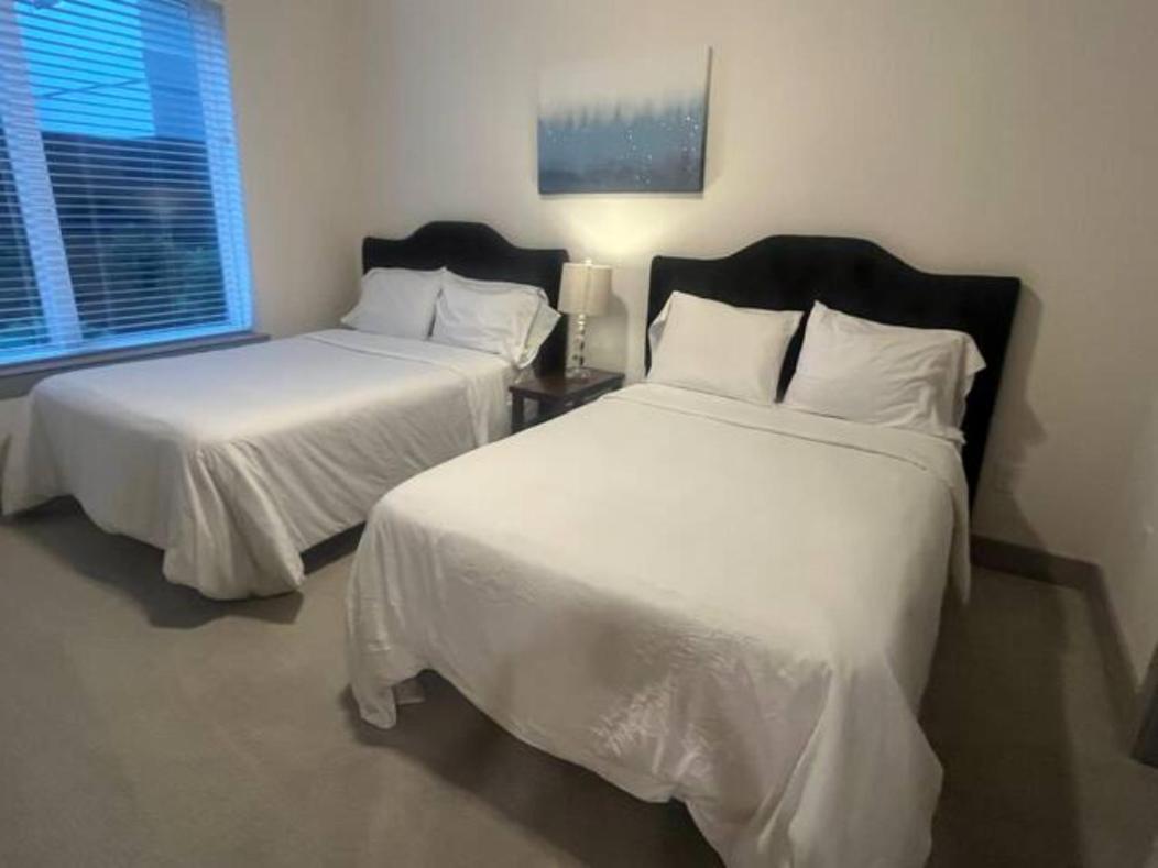 Resort-Style Apartments Near The Galleria Houston Bilik gambar