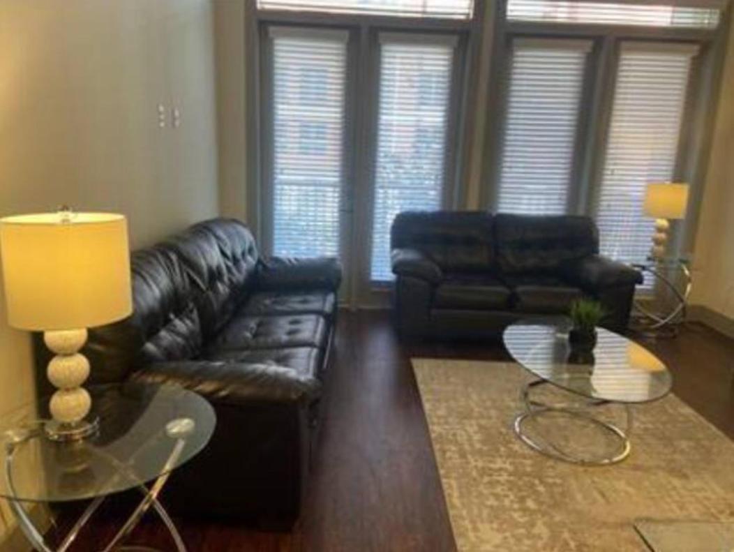 Resort-Style Apartments Near The Galleria Houston Bilik gambar