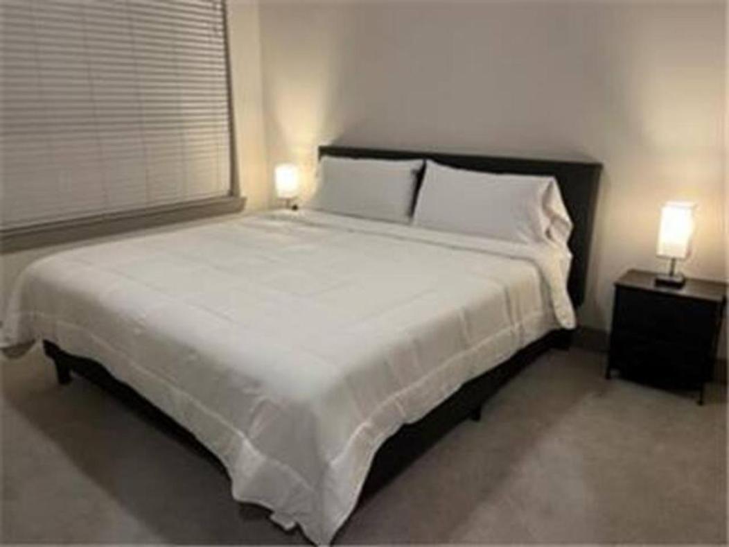Resort-Style Apartments Near The Galleria Houston Bilik gambar