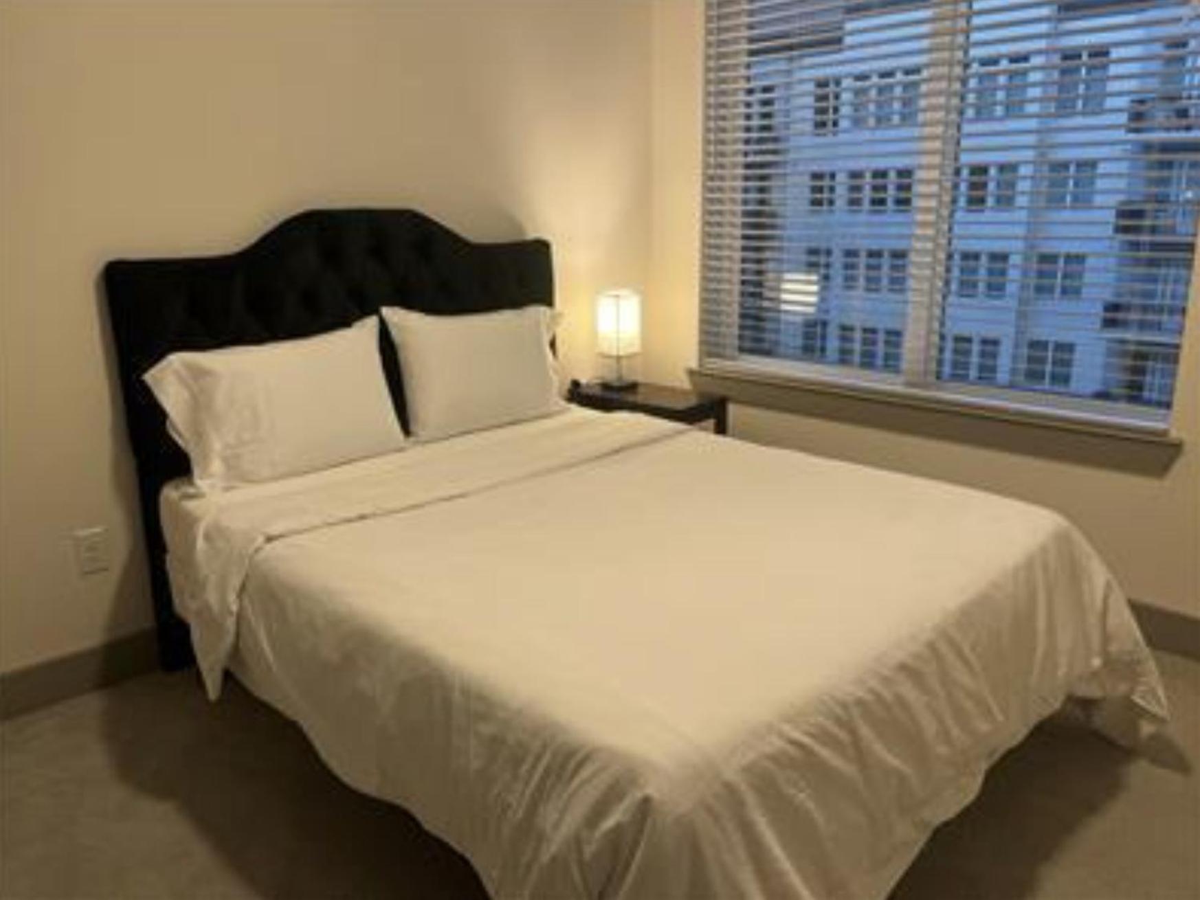 Resort-Style Apartments Near The Galleria Houston Bilik gambar