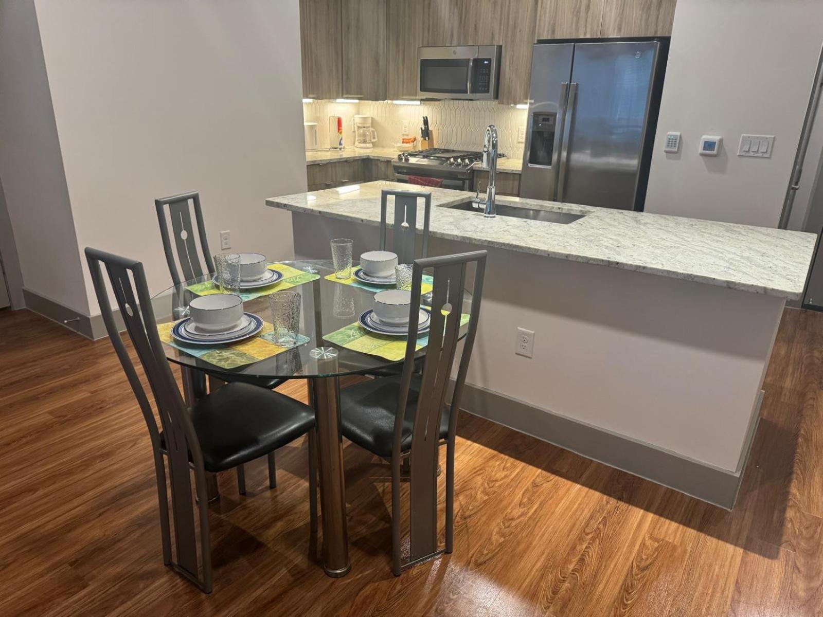 Resort-Style Apartments Near The Galleria Houston Bilik gambar